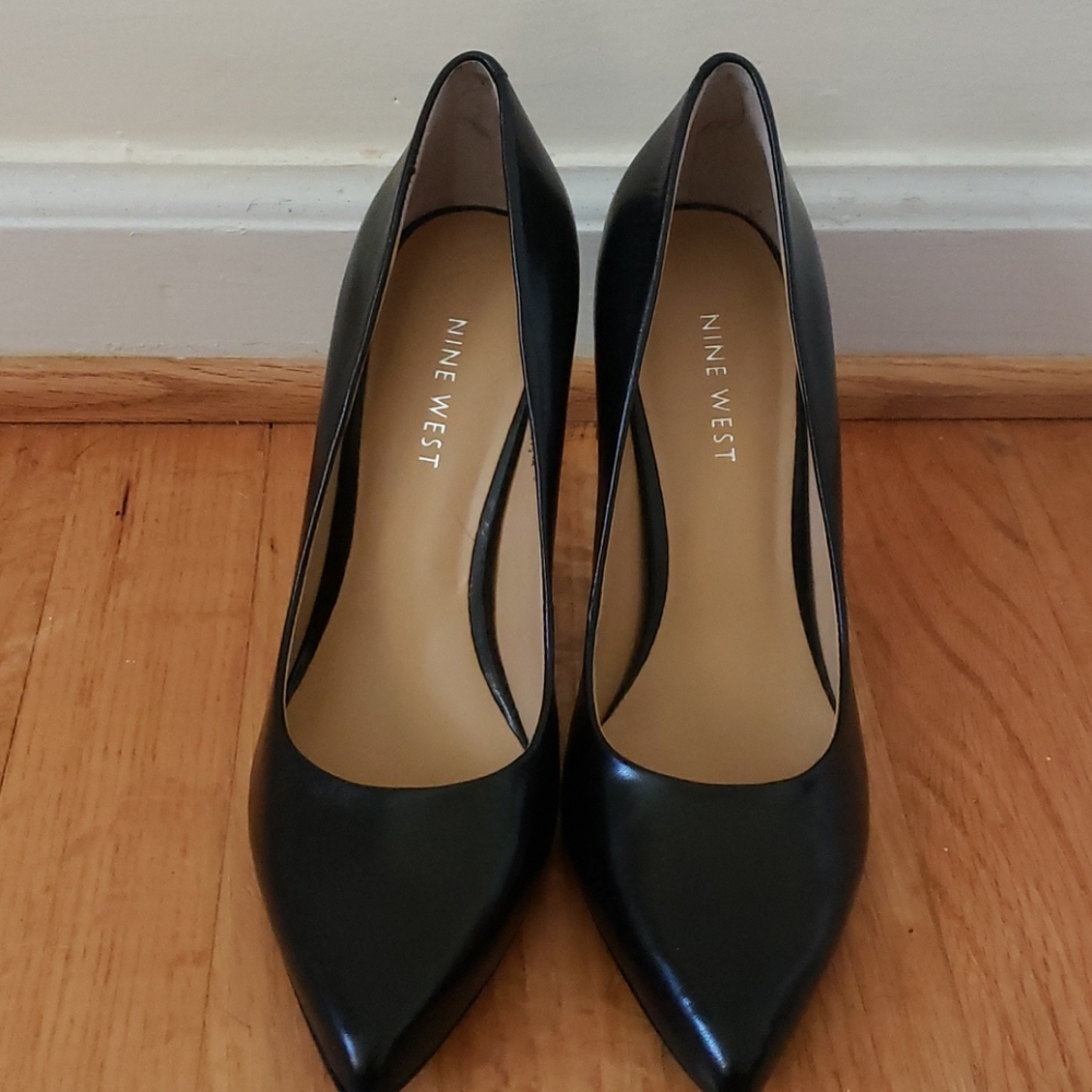 Nine West Black Heels. Nwot - Picture 2 of 6